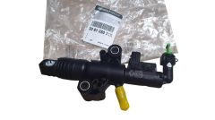 Kopplingshuvudcylinder Original 306105031R Renault Master 4