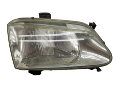 Strålkastare Höger 260101792R Megane Scenic Renault Valeo 4868