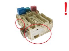 Säkringsbox 82730-0D290 Toyota 20221