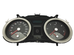 Hastighetsmätare Renault Megane 2 8200399695 A 57120