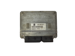 Styrenhet 03E906033D 5WP40121 04 Seat Siemens 18724