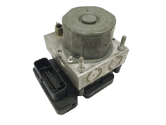 Abs-pump Nissan Qashqai 476604EA1E 0265956531 Bosch 61697