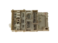 Säkringsbox Toyota 82733-42080 Denso 19875