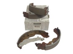 Bromsbackar Ny Original Dacia Renault 7701210109