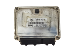 Styrenhet 030906032BD 0261206767 VW Bosch 3023