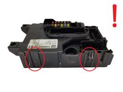 Säkringsbox Opel 13308950 28189302 401154265 GM Delphi