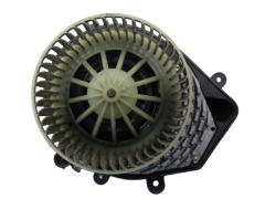 Värmefläktmotor VW Passat Audi A4 8D1820021 740221233F 1088