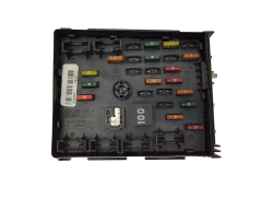Säkringsbox 3C0937125A 6359-5743 VW SEAT Audi 19851