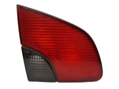 Lampa Vänster Bak Peugeot 406 6350H6 45504 Kombi AXO Scintex
