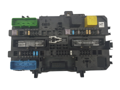 Säkringsbox Opel 1322173 5DK008669 GM