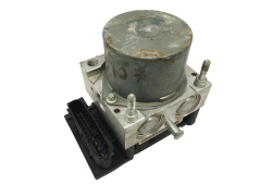 Abs-pump Renault Clio 3 8200334969 0265800411 0265231516 Bosch 64778