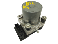 Abs-pump Ford Mondeo 5S71-2M110-AB 0265800585 Bosch 62771