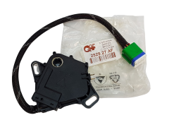 Sensor Skrzyni Citroen Peugeot Renault DP0 AL4 252927 Ny Original