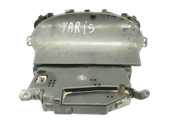 Hastighetsmätare Toyota Yaris 83800-52120 457300-0147 40601