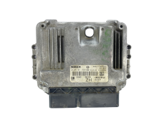 Styrenhet 0281011943 55556829 8973785710 Opel Bosch 63573