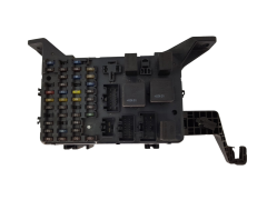 Säkringsbox Ford 1S7T-14A073-AE 18811