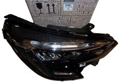 Strålkastare Höger Ny Original 260100902R Renault Clio 5