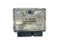 Styrenhet 0281015334 038906019PF Skoda Bosch 63133