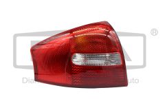 Lampa Vänster 4B5945095B 89450735302 Audi A6 DPA