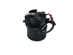 Värmefläktmotor Renault T911738 272109102R Valeo 3311