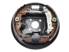 Skivskyddsplåt Szczęk Vänster 440104424R 440208382R Dacia Duster