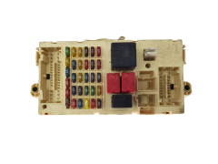 Säkringsbox Alfa Romeo 51711428 NPL 46558758 501208570100 20410