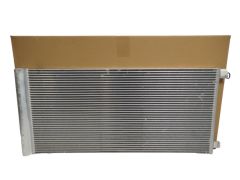 Luftkonditioneringskondensor Renault 921006188R Original
