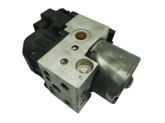 Abs-pump Audi A4 VW Passat 8E0614111 0273004132 Bosch 66837