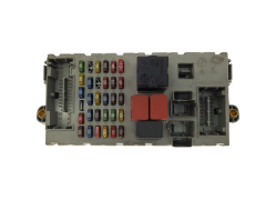 Säkringsbox 46520600 46774358 Fiat Delphi 20138