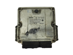 Styrenhet P04727661AC 0281010290 Chrysler Bosch 13723