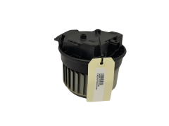 Värmefläktmotor Audi A6 A7 A8 4H1820021C