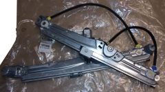 Fönsterhiss Vänster Fram Original 807216427R Renault