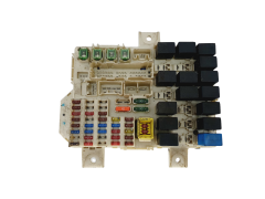 Säkringsbox Mitsubishi 8637A389 5WK5103J