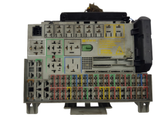 Säkringsbox Opel 90589965 GM 19800