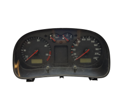 Hastighetsmätare VW Golf MK4 1J0919881D 0263611024 1012