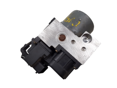 Abs-pump Nissan Primera 476608F815 0265216586 0273004316 1883