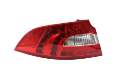 Lampa Bak Vänster Gör Skoda Superb 2 3TD945095 89450882102 DPA