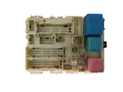 Säkringsbox Toyota 82730-52700 20200