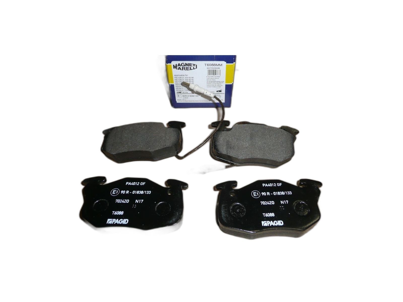 Bromsbelägg Fram MAGNETI MARELLI 363700206088 424887 7701202057 main product photo