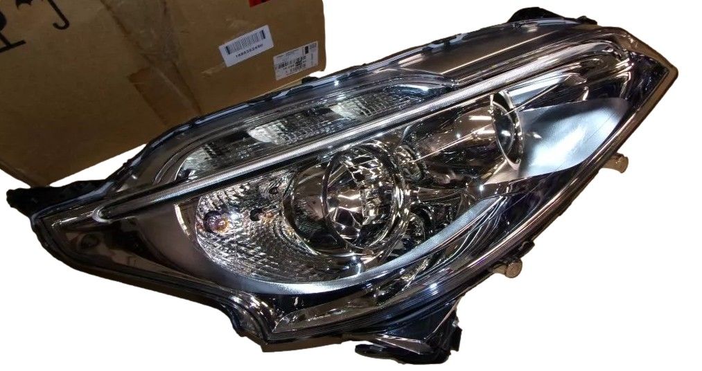 Strålkastare Höger Ny Original 1685352480 Peugeot main product photo