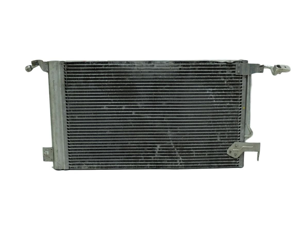Luftkonditioneringskondensor Citroen Peugeot E5110 6455W4 Behr main product photo