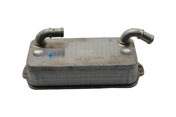 Oljekylare Gör Audi A6 A7 A8 079117015K 11171700101 Vika main product photo