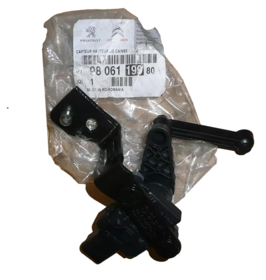 Ljussensor Fram Ny Original 9806119980 Peugeot 308 main product photo